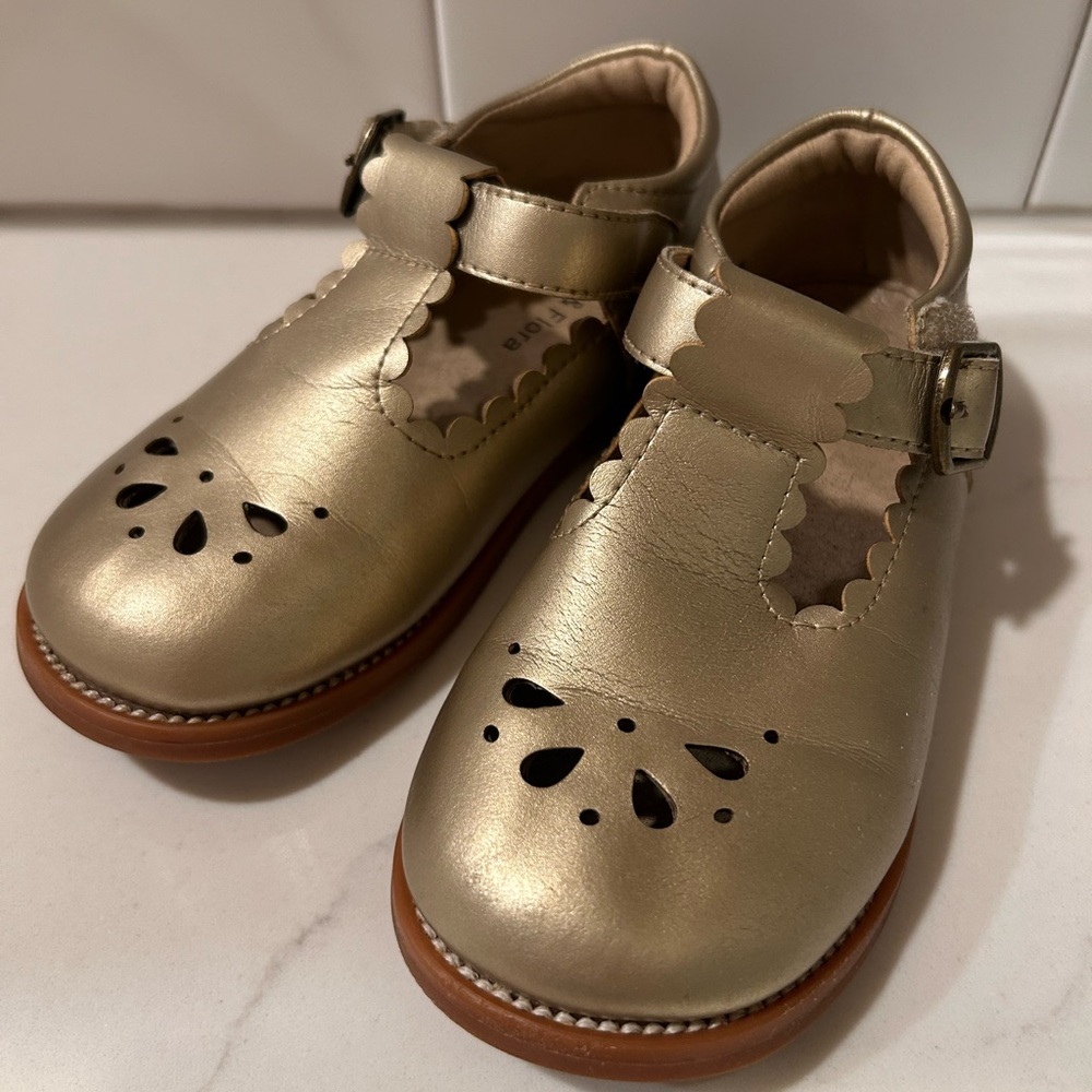 Mary Janes - Picture 2 of 6